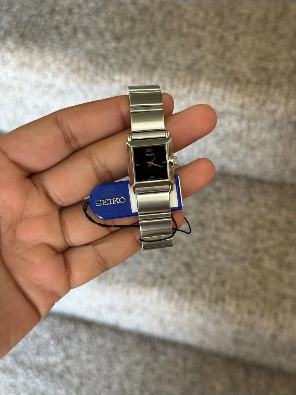 Seiko women’s  Silver Stainless Steel Bracelet Watch with black dial japan